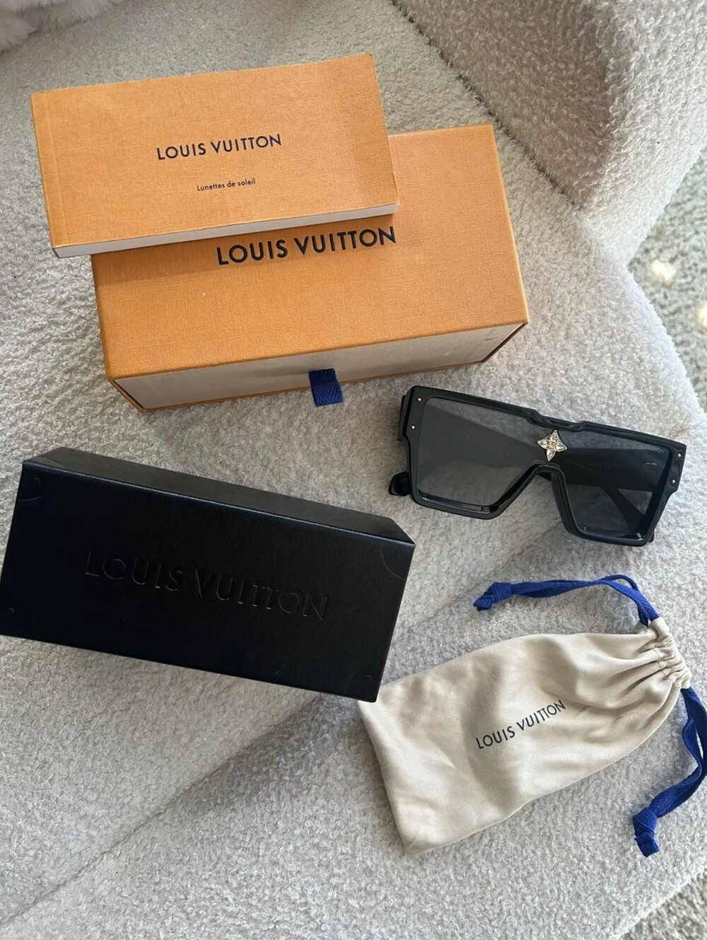 AUTHENTIC Louis Vuitton Black Cyclone Sunglasses with Gold LV Logo